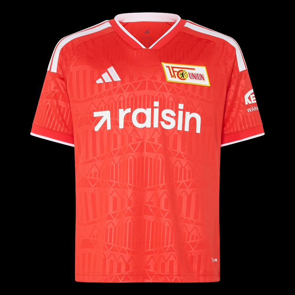 Rotes Fußballtrikot mit einem grafischen Muster, Logo von 1. FC Union und dem Schriftzug "raisin".