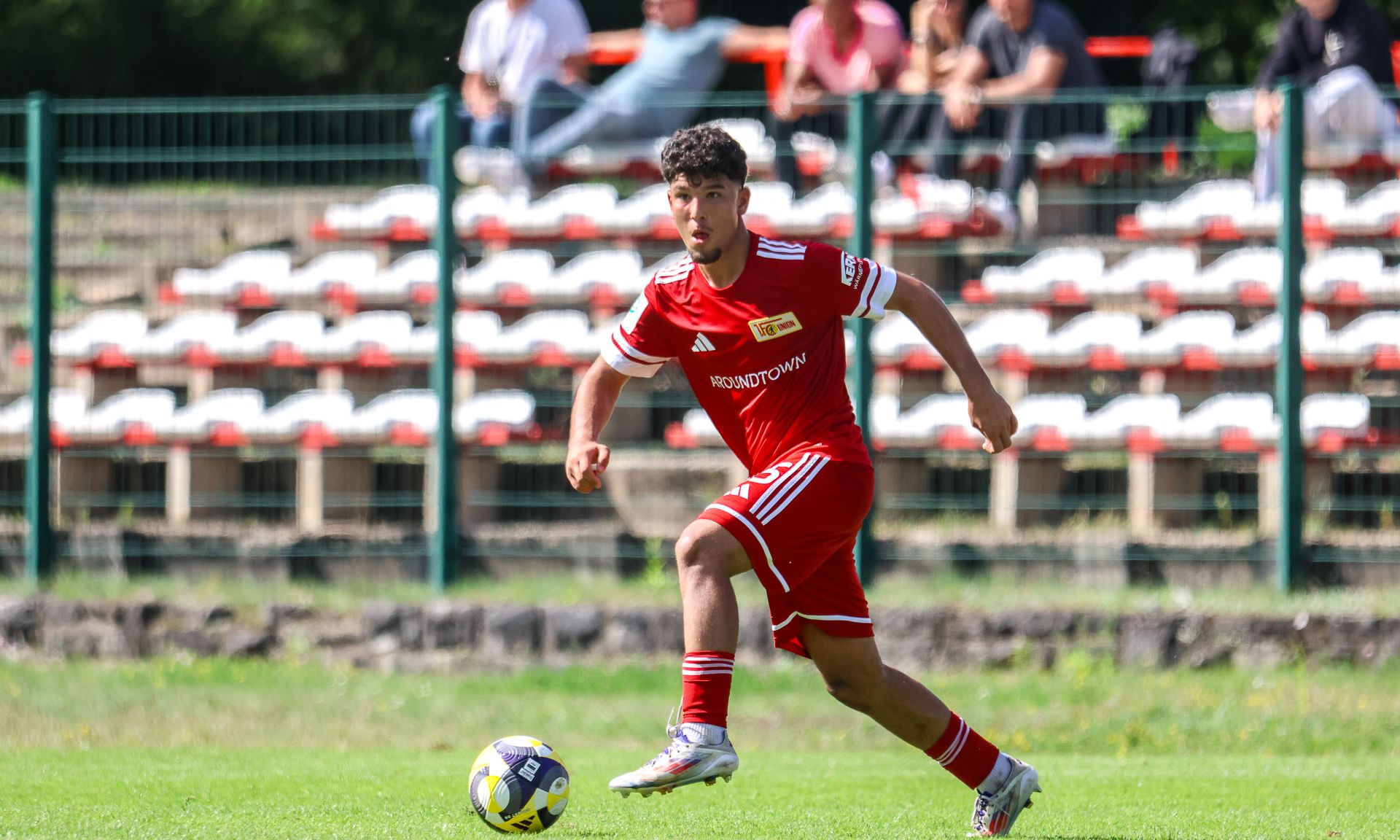 U17 unterliegt HFC