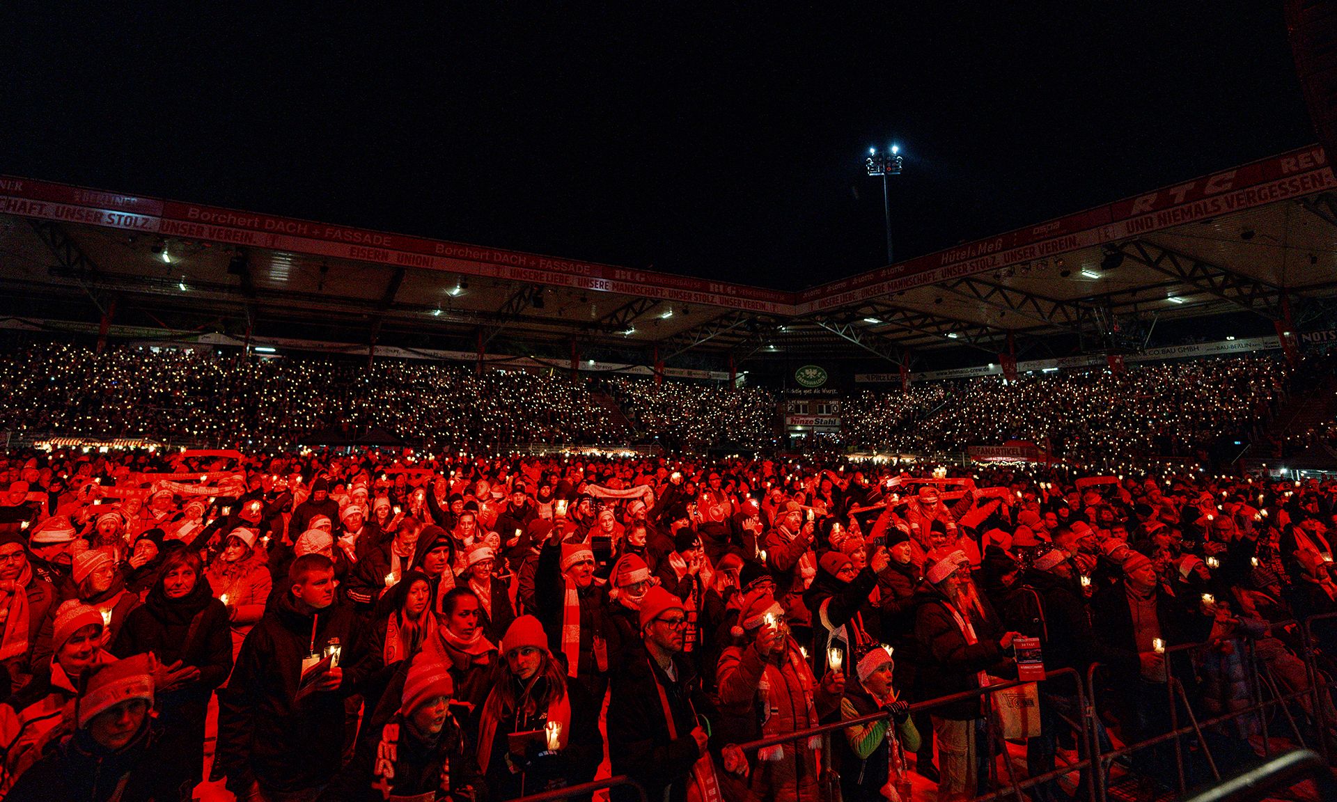 Weihnachtssingen an der Alten Försterei