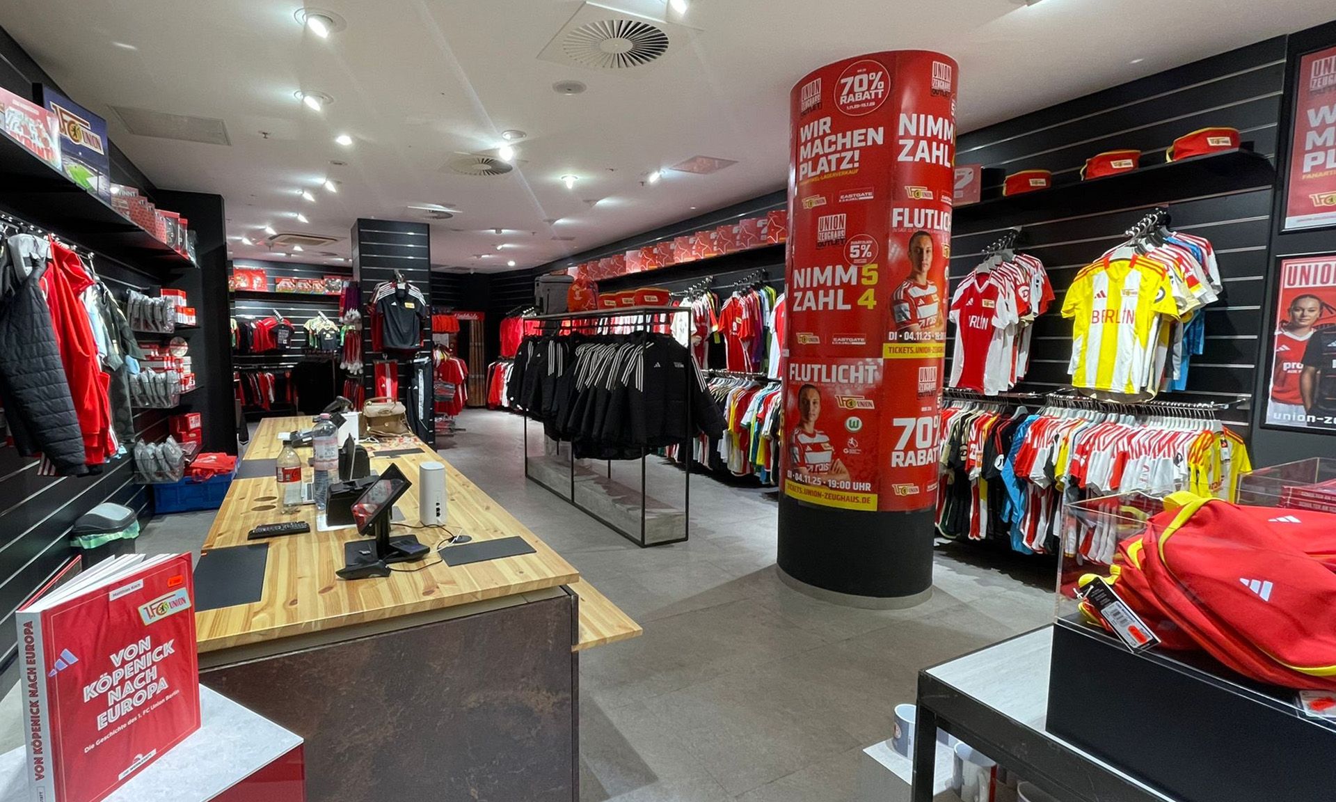 Zeughaus-Outlet bis Saisonende geöffnet