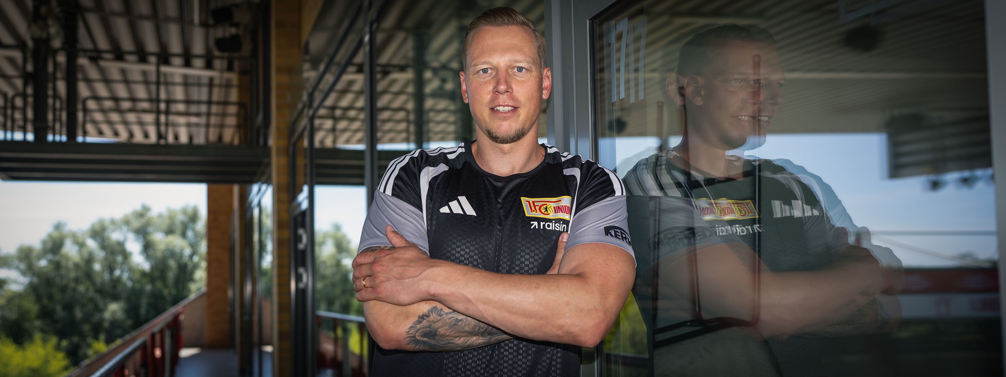 Marcel Höttecke rückt zu den Profis auf