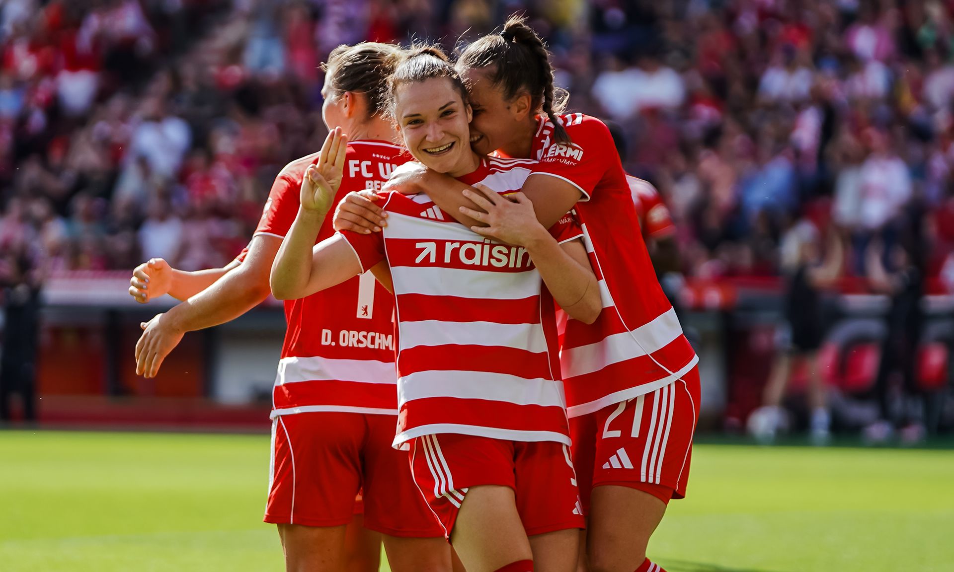 Profi-Frauen feiern den ersten Bundesliga-Sieg 