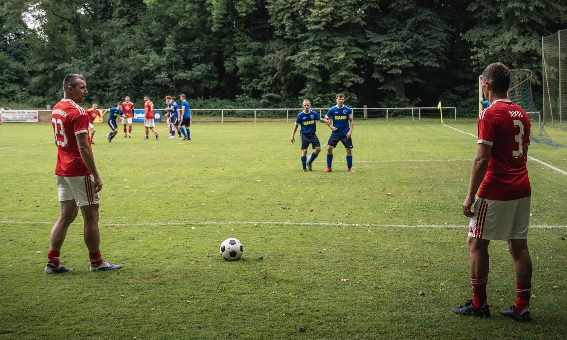 Traditionsteam nimmt Hürde in Mittenwalde